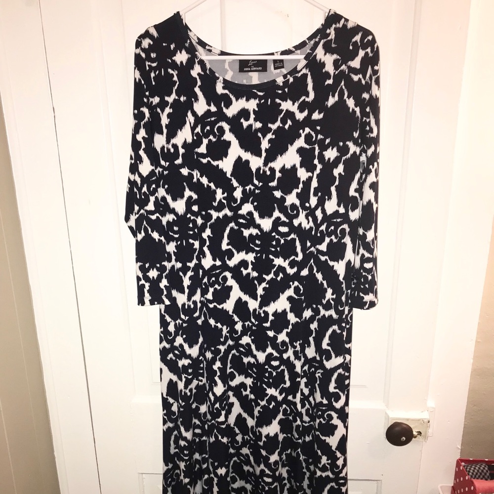 Navy/white dress
